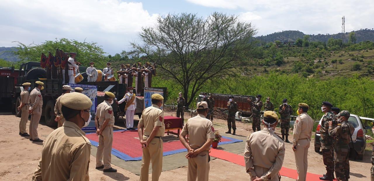 Indian Army salutes corona warriors at Udhampur