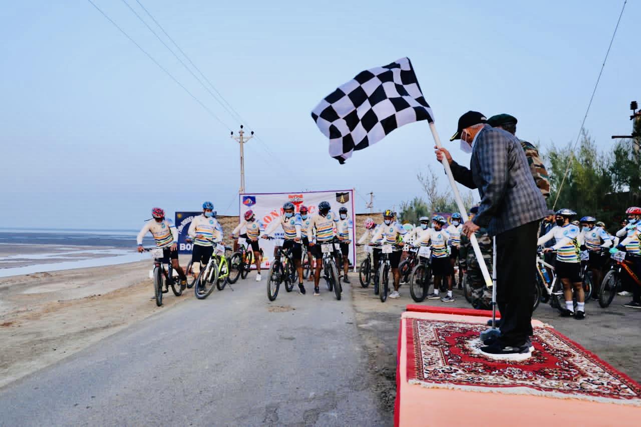 Konark Corps flags-off 1971 Kms cyclothon to mark 50 years of 1971 Indo-Pak war 