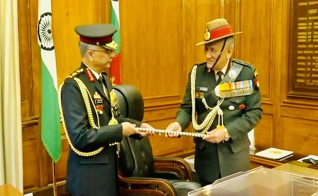 Gen Manoj Mukund Naravane assumes charge as 28th Army Chief 
