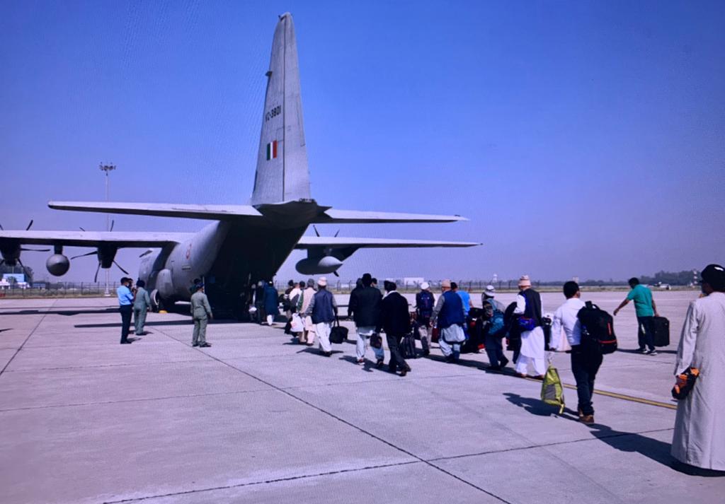 COVID-19: First batch of 57 Iran returned pilgrims reaches Kargil