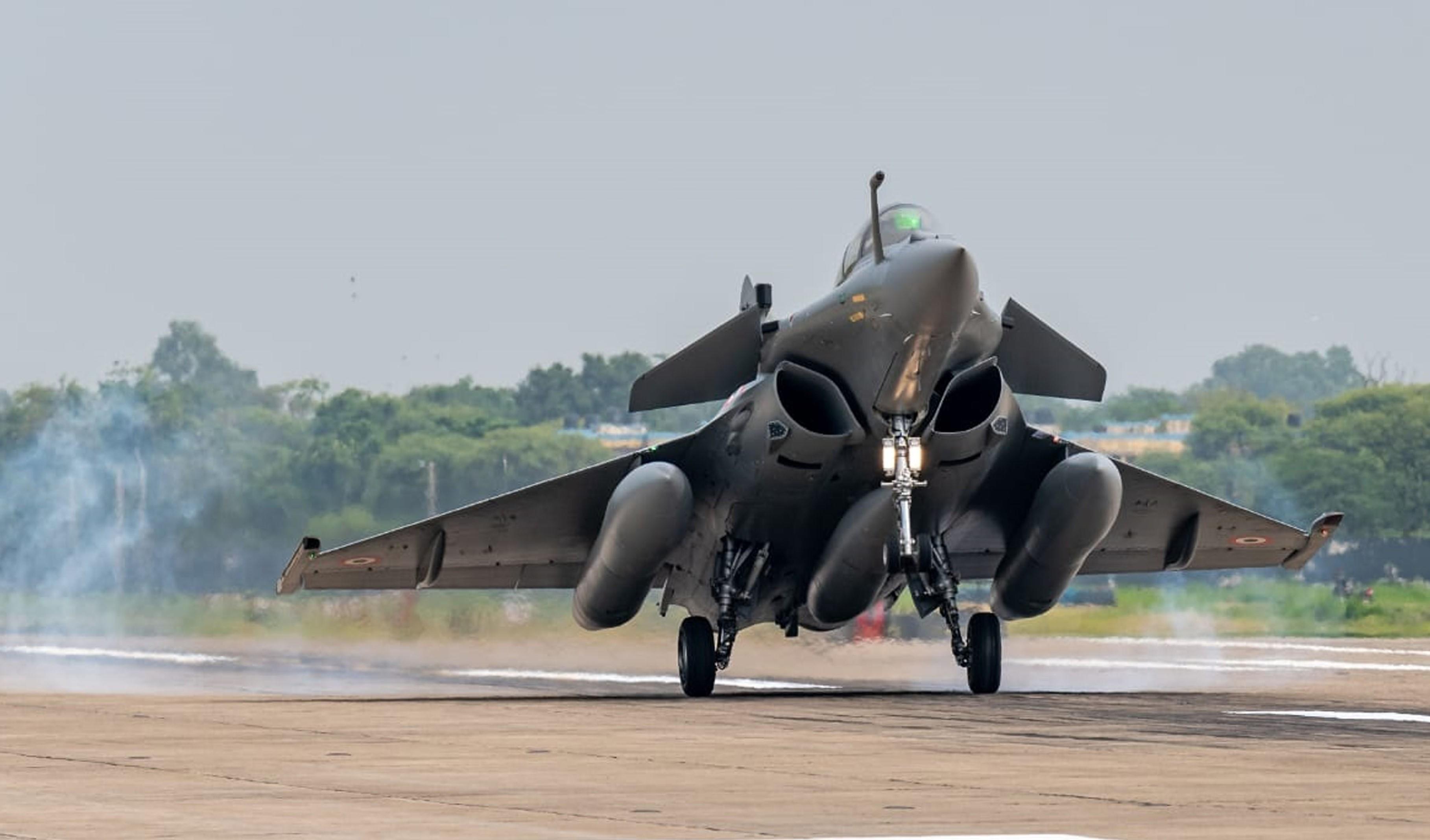 Indian Air Force inducts a fleet of five Rafale fighter jets at Ambala airbase | India Sentinels – India Defence News and Updates