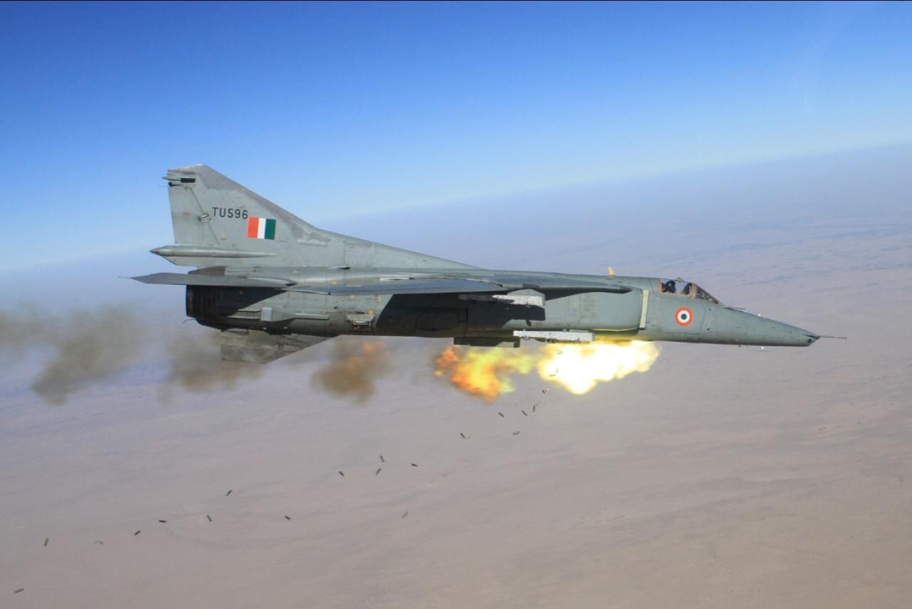 Indian Air Force to decommission last MiG-27 squadron ‪on December 27‬