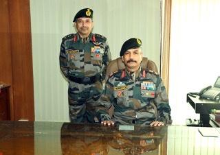 Lt Gen DP Pandey assumes command of Chinar Corps