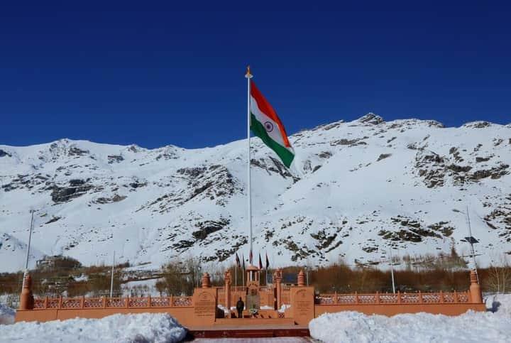 21 Years of Kargil Vijay Diwas: India pays tributes fallen soldiers  