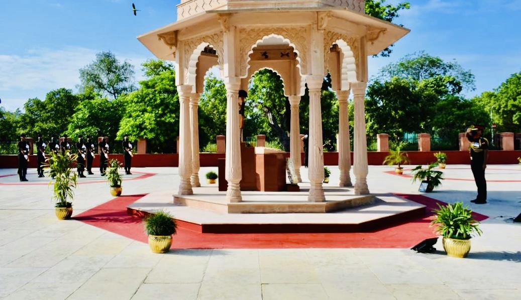 Chetak Corps commander Lt Gen Mago pays tributes at Yodha Yaadgar in Bhatinda