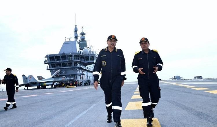 VAdm AB Singh reviews operational readiness of Western Fleet, embarks on INS Vikrant