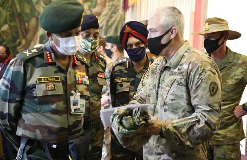 Indian Army Vice Chief Lt Gen Saini visits US Armys 25th Infantry Division Lightning Academy
