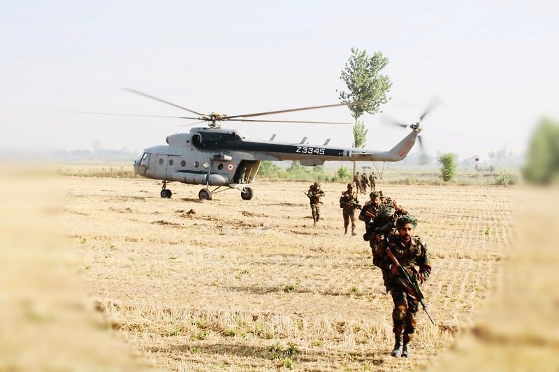 In Pics: Indian Army paratroopers, Indian Air Force conduct precision operations along western borders