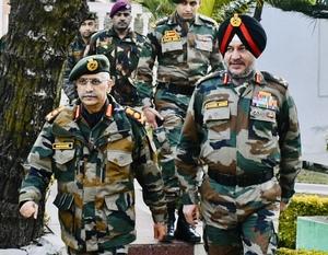 Army Chief Gen Naravane visits Northern Command