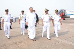 Vice President Naidu visits Eastern Naval Command 