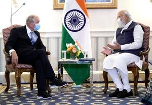 Modi meets USâ€™ top CEOs in US