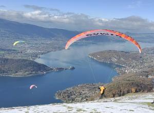 Rajnath flags-in India’s first multi-dimensional adventure sports expedition conducted by NIMAS in France