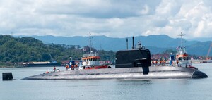 From hunger to Hangor submarine: Pakistan's military spending and the human security trade-off