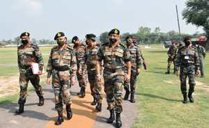 Army chief Gen Naravane reviews operational preparedness along western border