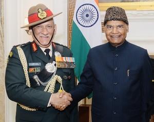 Outgoing Army Chief Gen Rawat calls on President