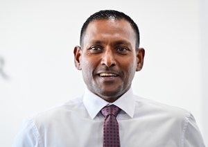 Hussain Shameem, Maldives prosecutor general, stabbed in broad daylight amid political turmoil in country