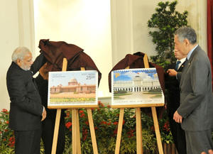 PM Modi discusses COVID-19 with Singaporean counterpart  