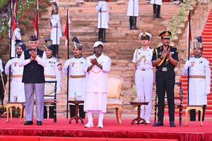 Droupadi Murmu flags off first President’s Bodyguard Soldierathon at Rashtrapati Bhavan