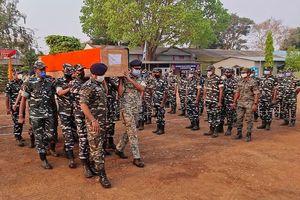 Leadership of security forces is failing nation to control Maoists 