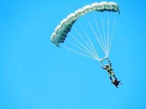 Indian Army conducts airborne exercise “Winged Raider” in North Eastern Theatre 