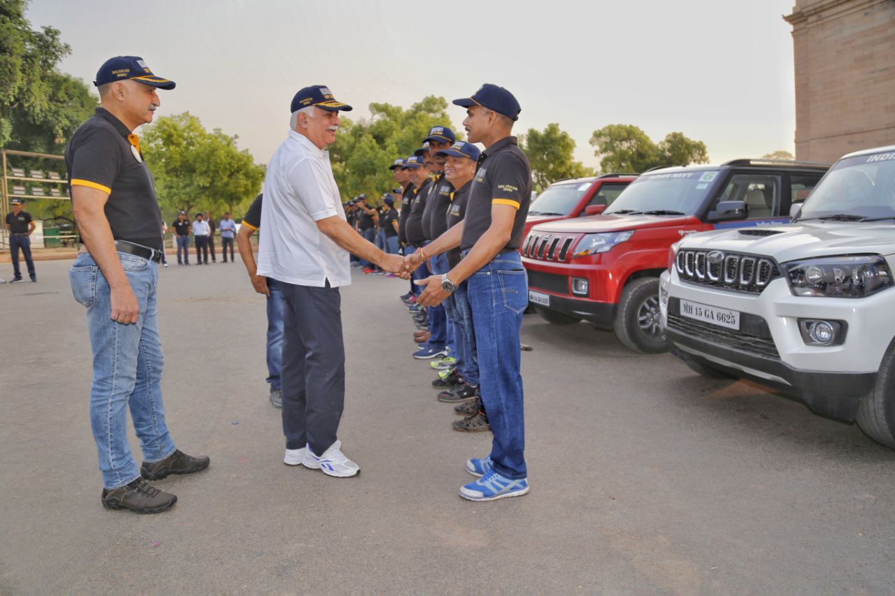 Navy kicks-off 2nd leg of car rally to motivate youth