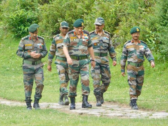 Army Chief reviews operational preparedness of Spear Corps in Dimapur