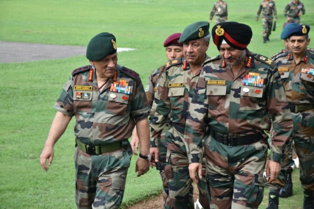 Army chief visits Akhnoor sector, review security situation