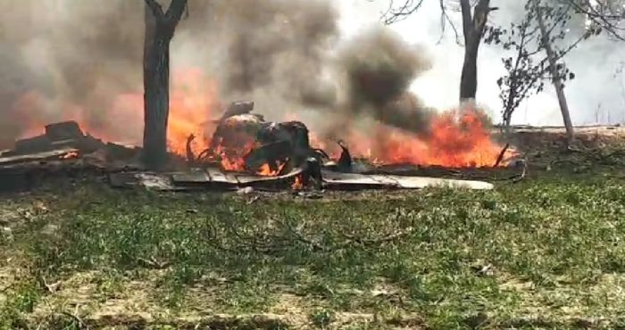 IAFs jaguar aircraft crashed in Kushinagar, pilots safe