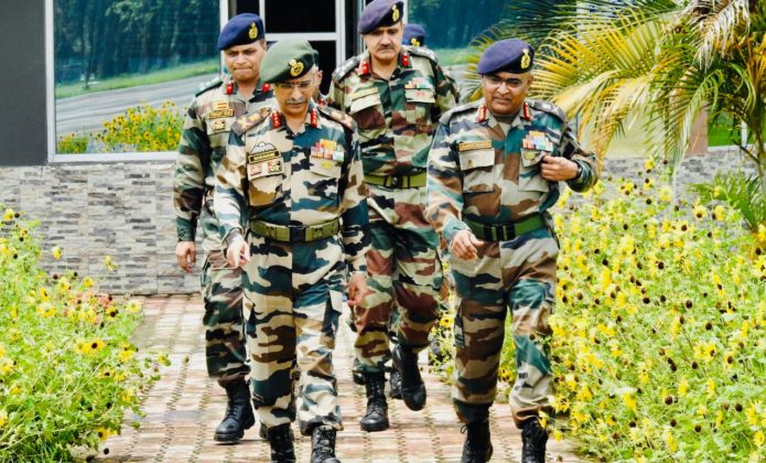 Eastern Command Commander visits MISA camp in Tezpur