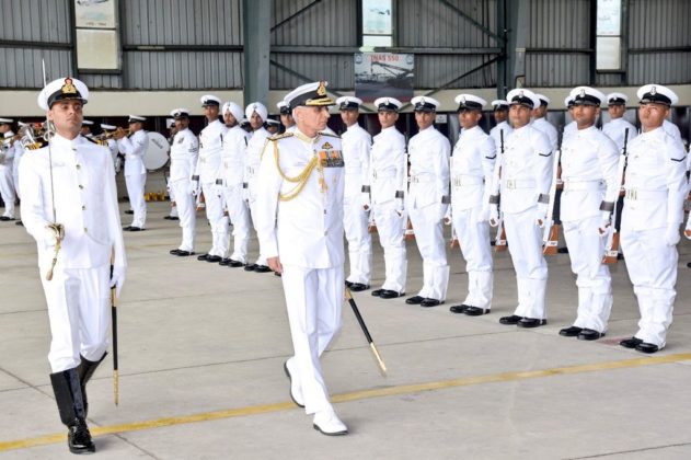 Indian Navy Chief visits Kochi